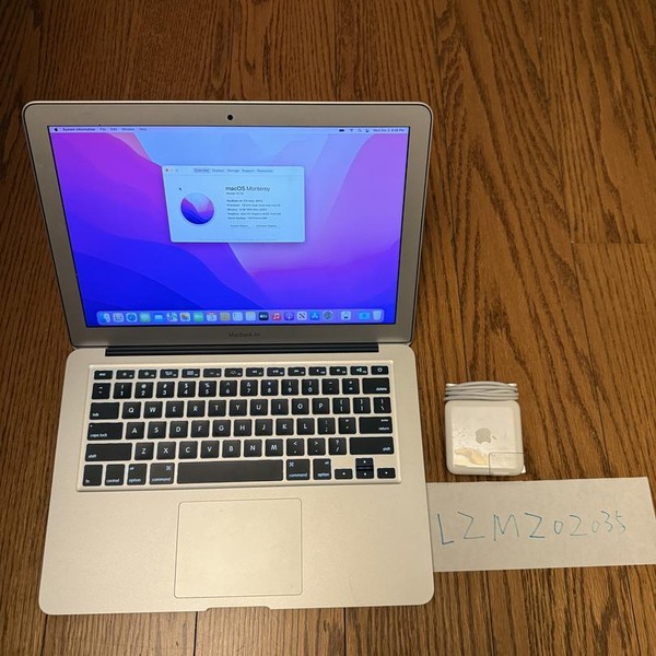 MacBook Air 2017 - 13 inch - I5, Silver, 128 GB, 8 GB