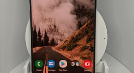 Mint
													Samsung Galaxy S10 5G - Unlocked Non-US, Black, 512 GB, 8 GB, SM-G977N, photo 1 of 9