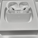 Used Apple AirPods Pro 2 - USB-C