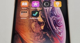 Good
													Apple iPhone Xs - Unlocked, Gold, 64 GB, A1920, photo 1 of 5