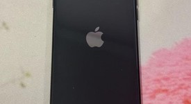 Good
													Apple iPhone SE 2nd Gen 2020 - Unlocked, Black, 64 GB, A2275, photo 3 of 5