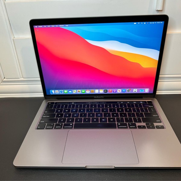 MacBook Pro 2020 - 13 inch - 256 GB, Gray, 8 GB, Intel Core i5