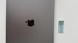 Good
													MacBook Pro 2018 (With Touch Bar) - 13" - I5, Gray, 512 GB, 8 GB, photo 4 of 7
