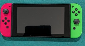 Good
													Nintendo Switch - Red & Blue, 32 GB, photo 3 of 13
