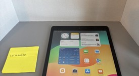 Fair
													Apple iPad 9th Gen - Wi-Fi, Gray, 64 GB, A2602, photo 1 of 5