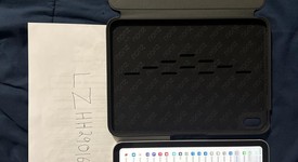 Good
													Apple iPad 10th Gen - Unlocked, Silver, 64 GB, A2757, photo 2 of 14