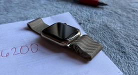 Mint
													Apple Watch Series 8 45mm - Unlocked, Gold, A2774 - Cellular, Stainless, photo 5 of 10