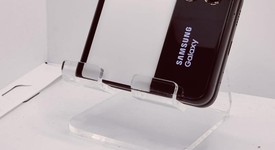 Good
													Samsung Galaxy Z Flip3 5G - Unlocked, Cream, 128 GB, 8 GB, SM-F711U1, photo 5 of 10