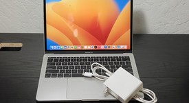Good
													MacBook Pro 2017 (No Touch Bar) - 13" - I5, Silver, 128 GB, 8 GB, photo 2 of 14