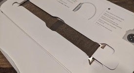 Mint
													Apple Watch Series 10 42mm - Unlocked, Gold, A3001 - Cellular, Titanium, photo 4 of 11