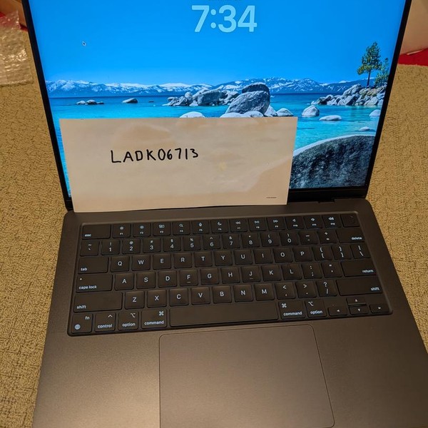 MacBook Pro Late 2023 (M3) - 14 inch - 512 GB, Black, 36 GB, Apple M3 Pro 12-core, 18-core GPU