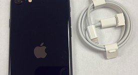Mint
													Apple iPhone SE 3rd Gen 2022 - Unlocked, Midnight, 64 GB, A2595, photo 2 of 9