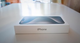 Mint
													Apple iPhone 15 Pro Max - Unlocked, Natural, 512 GB, A2849, photo 5 of 6