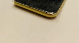 Mint
													Apple iPhone 11 - AT&T, Yellow, 128 GB, A2111, photo 4 of 5