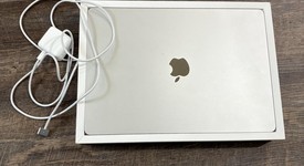 Good
													MacBook Air 2024 (M3) - 15" - Apple M3, Silver, 1 TB, 24 GB, 10-core GPU, photo 3 of 6