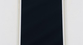Good
													Apple iPhone 7 - Verizon, Gold, 32 GB, A1660, photo 2 of 9