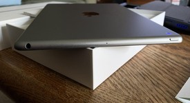 Mint
													Apple iPad 6th Gen - Wi-Fi, Gray, 128 GB, A1893, photo 5 of 15