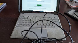 Good
													Microsoft Surface Pro 6 - Wi-Fi, Silver, 128 GB, 8 GB, photo 2 of 5