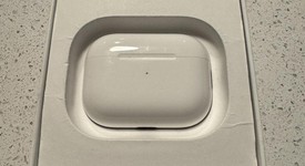 Used
													Apple AirPods Pro 2 - USB-C, photo 3 of 9