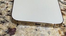 Mint
													Apple iPhone 14 Pro Max - Unlocked Non-US, Gold, 128 GB, A2893, photo 5 of 11