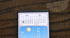 Good
													Samsung Galaxy Z Flip7 - Unlocked, Jet Black, 256 GB, 12 GB, SM-F766U1, photo 2 of 7