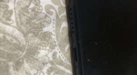 Good
													Apple iPhone 7 - T-Mobile, Black, 32 GB, A1778, photo 4 of 5