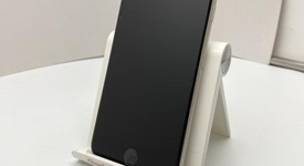 Fair
													Apple iPhone SE 3rd Gen 2022 - Unlocked, Starlight, 64 GB, A2595, photo 2 of 7