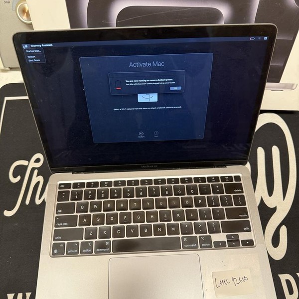 MacBook Air 2020 - 13 inch - 1 TB, Gray, 16 GB, Apple M1