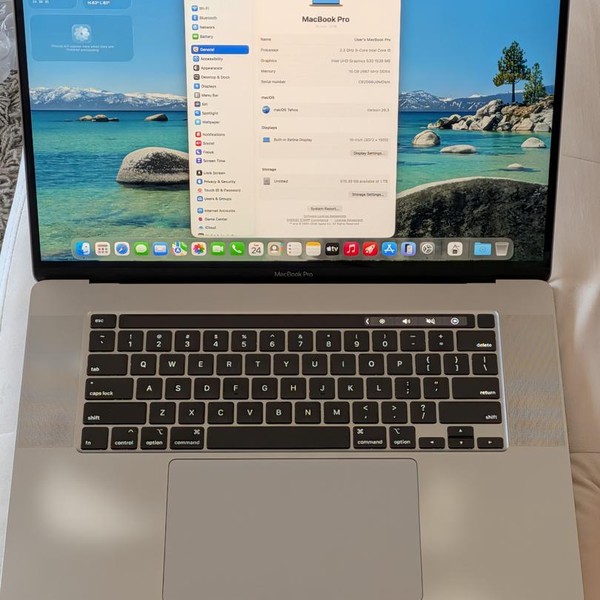 MacBook Pro 2019 - 16 inch - 1 TB, Gray, 16 GB, Intel Core i9