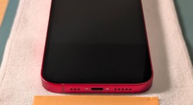 Mint
													Apple iPhone 13 - Unlocked, Red, 128 GB, A2482, photo 3 of 12