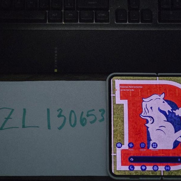 Google Pixel 9 Pro Fold - Unlocked, 256 GB, Porcelain, GGH2X