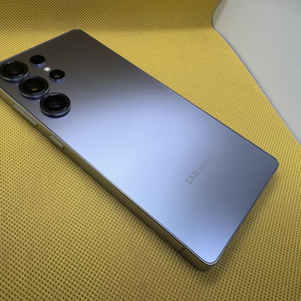 Samsung Galaxy S25 Ultra - Unlocked, 256 GB, Silverblue, 12 GB, SM-S938U1