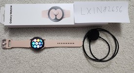 Mint
													Samsung Galaxy Watch4 - Wi-Fi, Gold, 40mm, photo 2 of 7