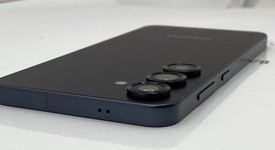 Mint
													Samsung Galaxy S25 - Unlocked, Blueblack, 128 GB, 12 GB, SM-S931U1, photo 4 of 5