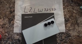 Good
													Samsung Galaxy Z Fold7 - Unlocked, Mint, 512 GB, 12 GB, SM-F966U1, photo 3 of 14