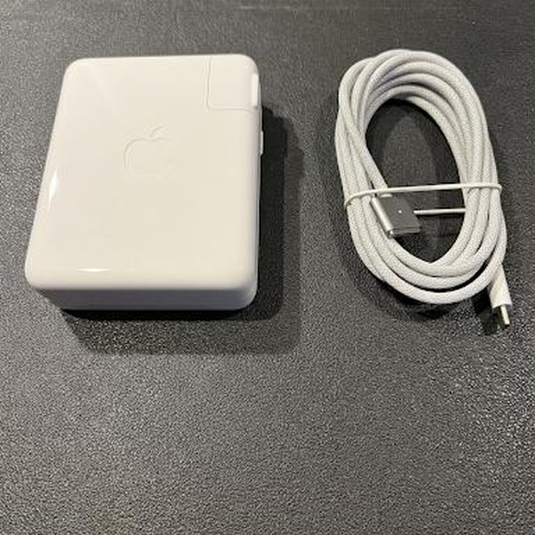 MacBook Pro 2021 - 16 inch - 1 TB, Gray, 16 GB, Apple M1 Pro 10-core