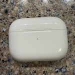 Used Apple AirPods Pro - MagSafe Case