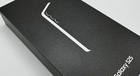 New
													Samsung Galaxy S25 - T-Mobile, Silver Shadow, 128 GB, 12 GB, SM-S931U, photo 4 of 4