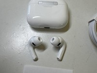 Apple AirPods Pro 3