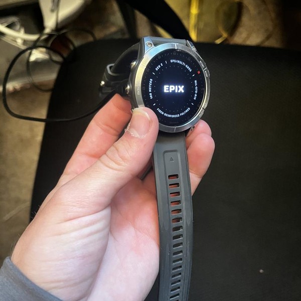 Garmin epix Gen 2 - Gray, Standard