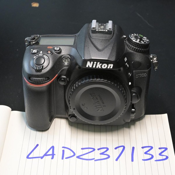 Nikon D7200