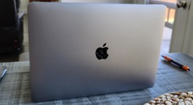 Mint
													MacBook Pro 2017 (No Touch Bar) - 13" - I5, Gray, 128 GB, 8 GB, photo 4 of 18