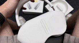 Used
													Apple AirPods Max - Silver, photo 2 of 6