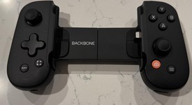 Good
													Backbone One Controller - Lightning (iPhone), Standard, photo 5 of 6