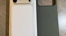 Mint
													Apple iPhone 17 Pro Max - Unlocked, Silver, 256 GB, A3257, photo 4 of 18