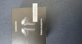 New
													Samsung Galaxy Buds3 Pro - Silver, photo 1 of 3