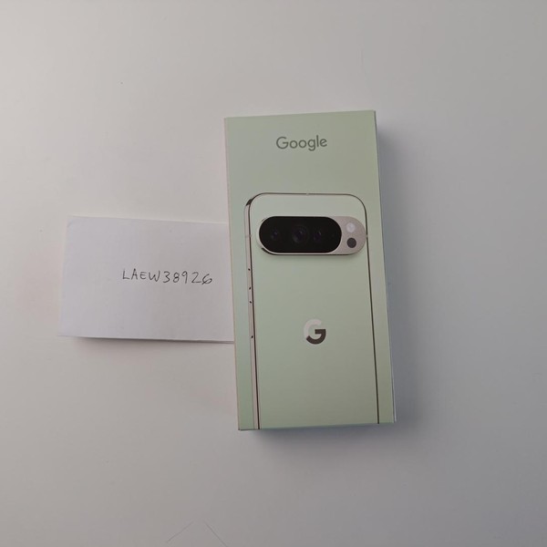 Google Pixel 10 Pro XL - Unlocked, 256 GB, Jade, GUL82