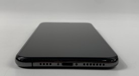 Good
													Apple iPhone Xs Max - Unlocked Non-US, Gray, 256 GB, A2101, photo 4 of 7