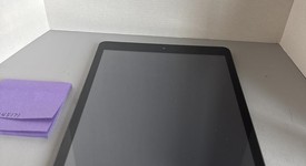 Good
													Apple iPad 9th Gen - Unlocked, Gray, 64 GB, A2603, photo 2 of 5