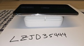 Good
													Samsung Galaxy S10e - Unlocked, White, 128 GB, 6 GB, SM-G970U1, photo 5 of 5